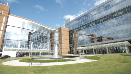 Image of entrance to UAMS medical center